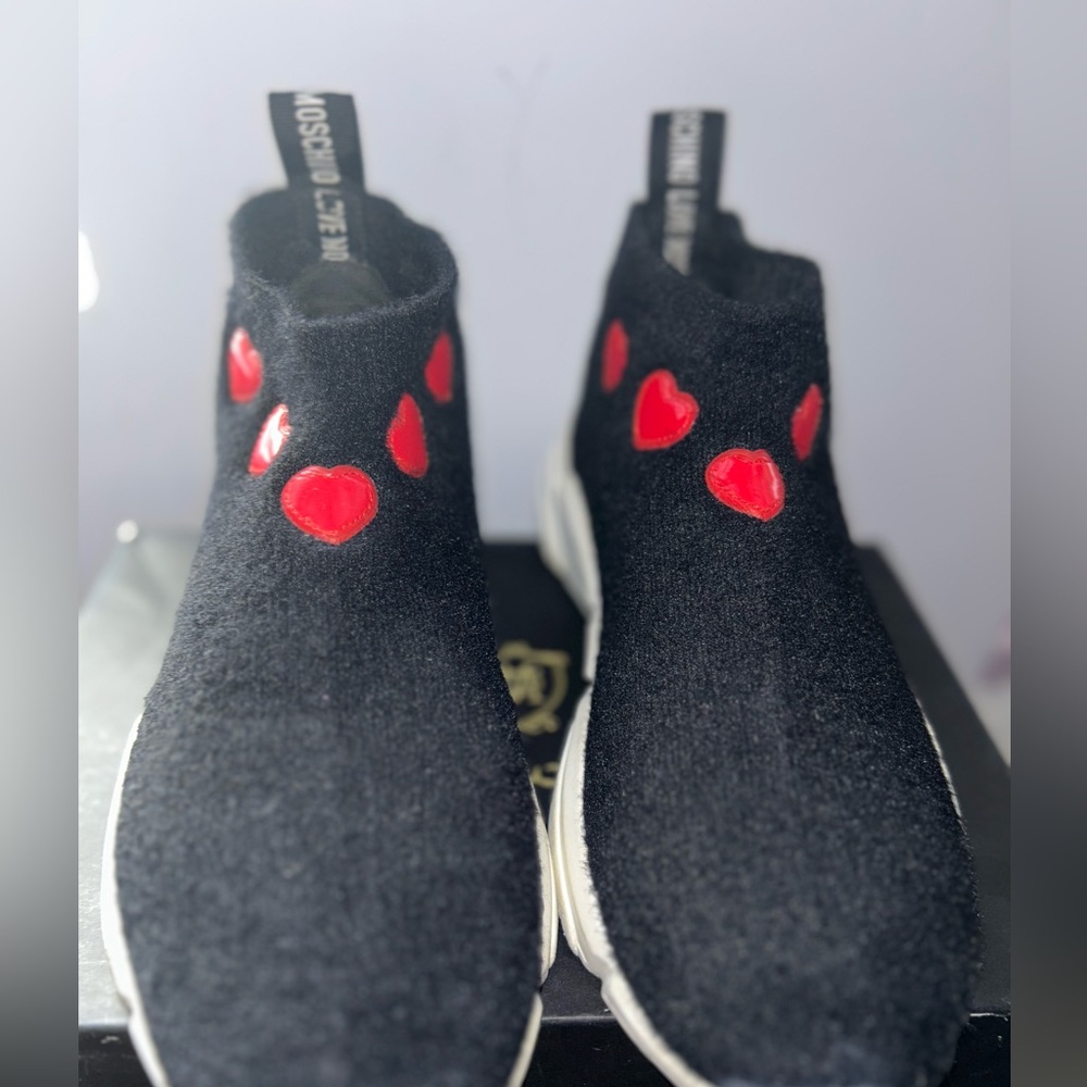 LOVE MOSCHINO SLIP ON SNEAKERS